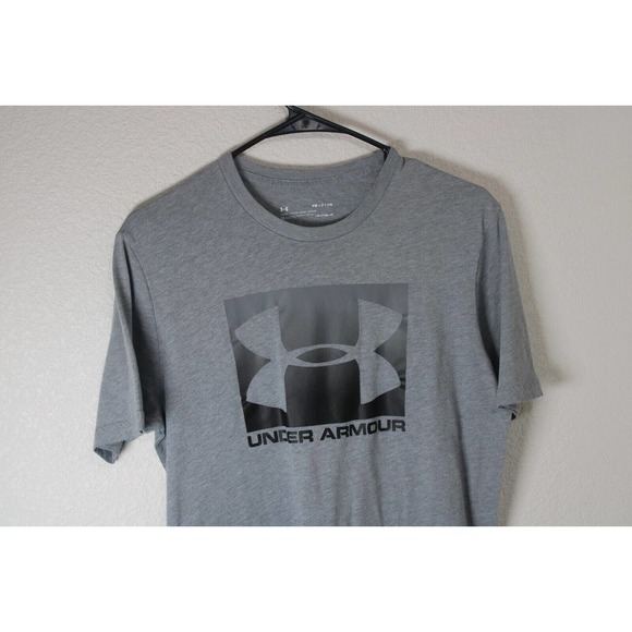 Men's Under Armour Medium Gray/Black Heatgear T-Shirt 100% Polyester - Picture 2 of 10